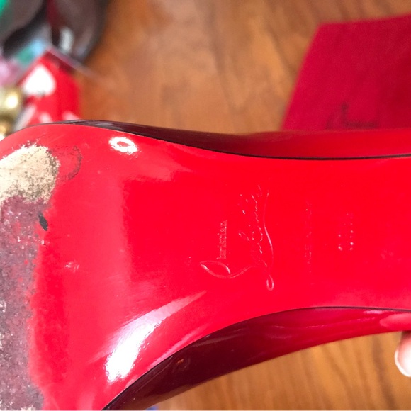 Christian Louboutin (Size 38) - Picture 7 of 7